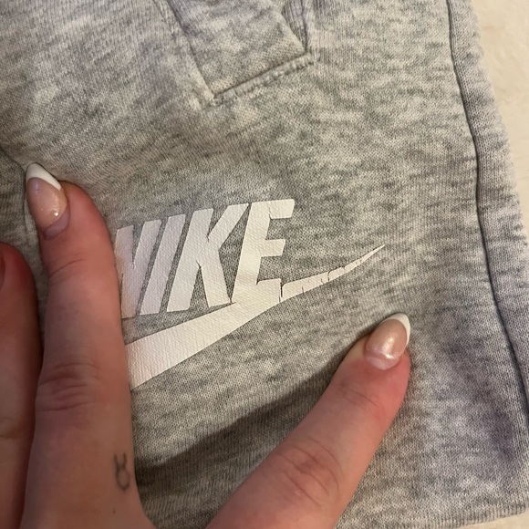 Nike Sportswear Grey Sweatpants - Picture 2 of 6